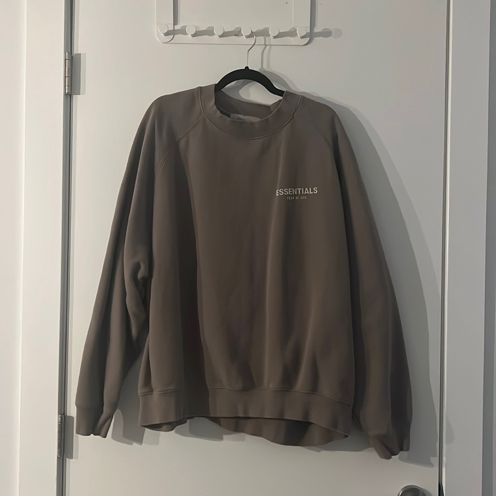 Fear of God Essentials crewneck sweatshirt with minimalist details